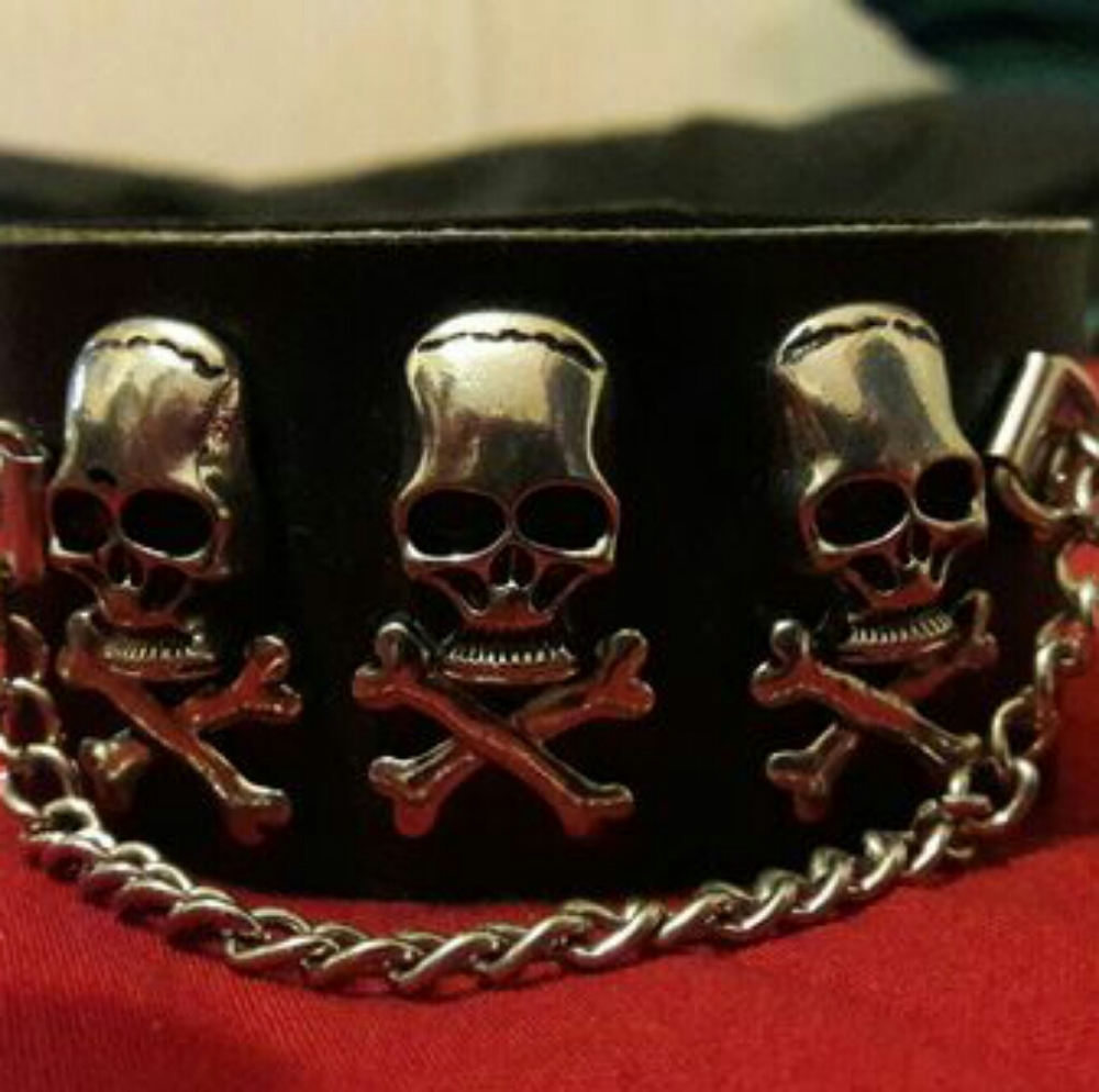 Skull Chain Leather Cuff